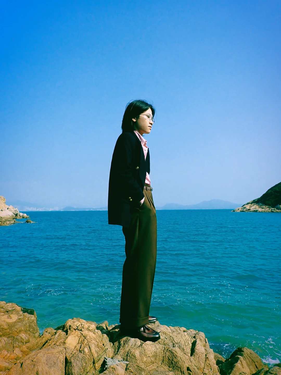 去海边当然要穿布雷泽🌊