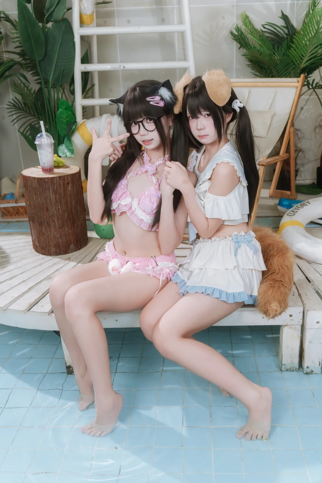 泳装双子这一块