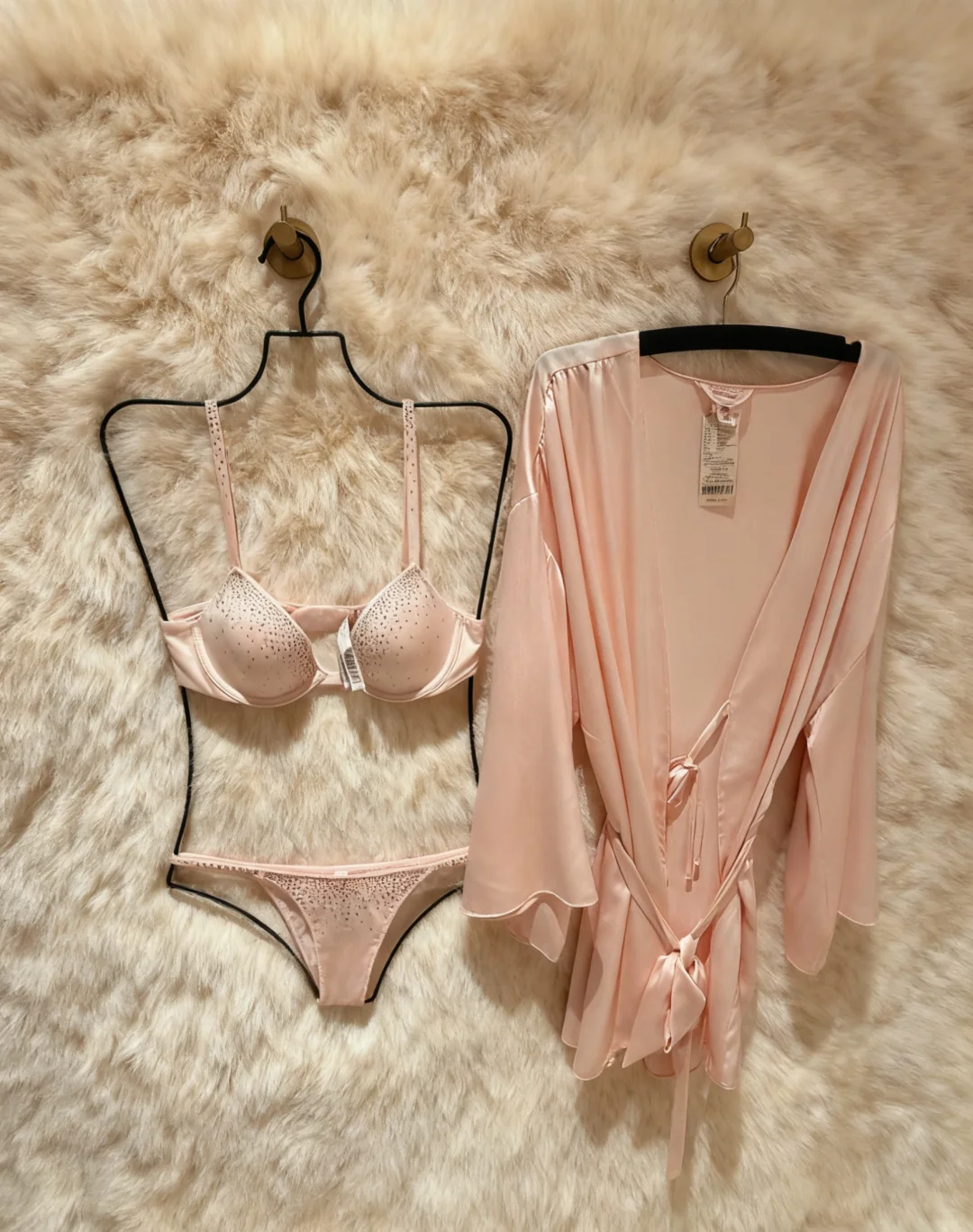 “维秘”经典款睡衣，拒绝❌不了一点😍