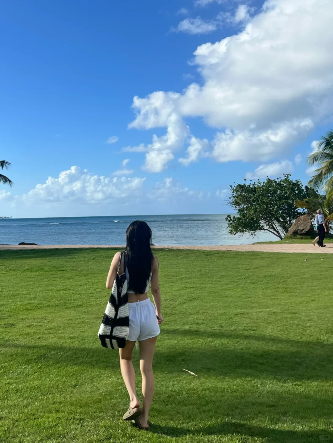 在海岛的穿搭𖦹°· ⋆🐚🌴🌺