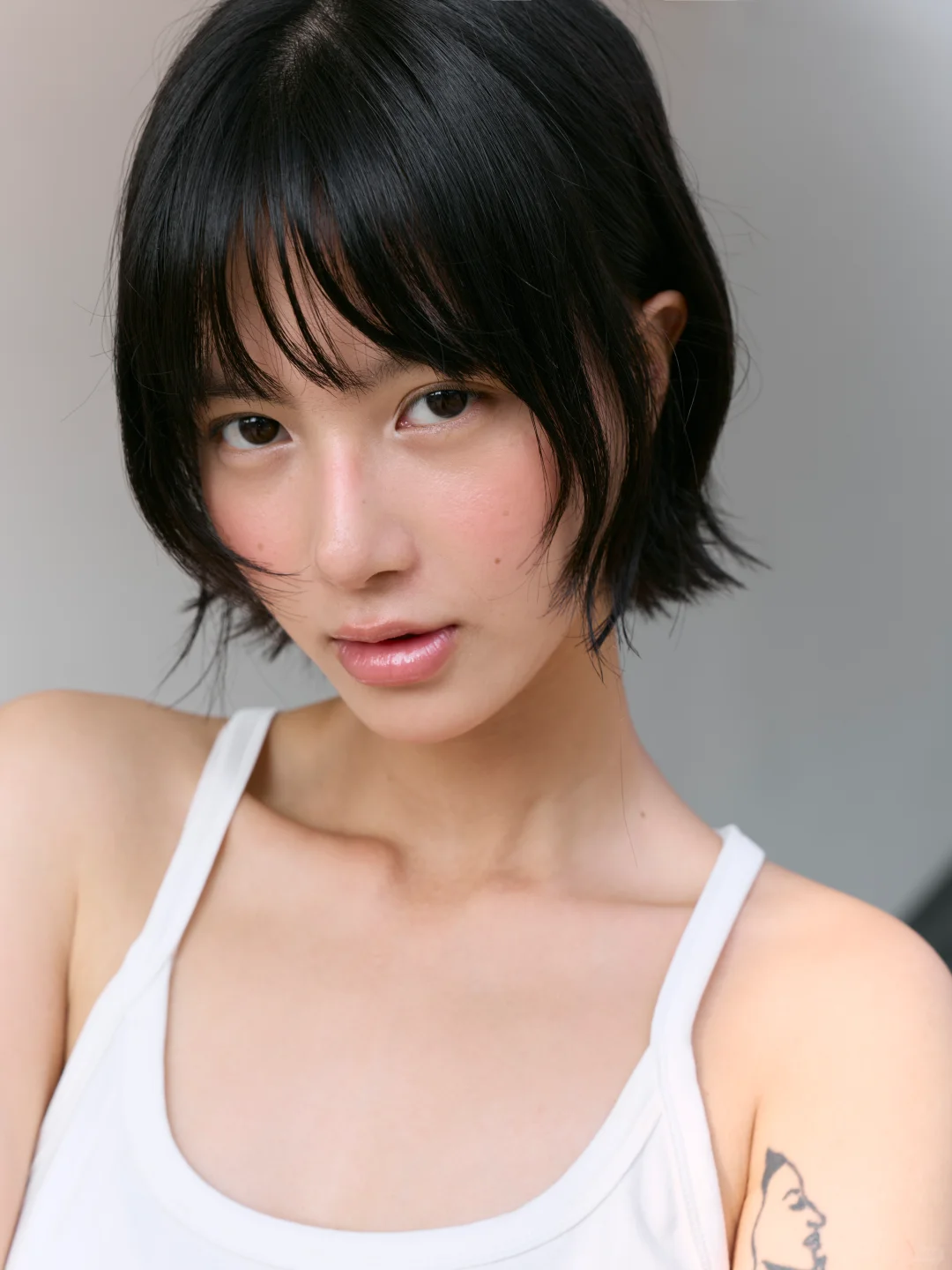 模特介绍｜AHIN 清冷甜酷美少女