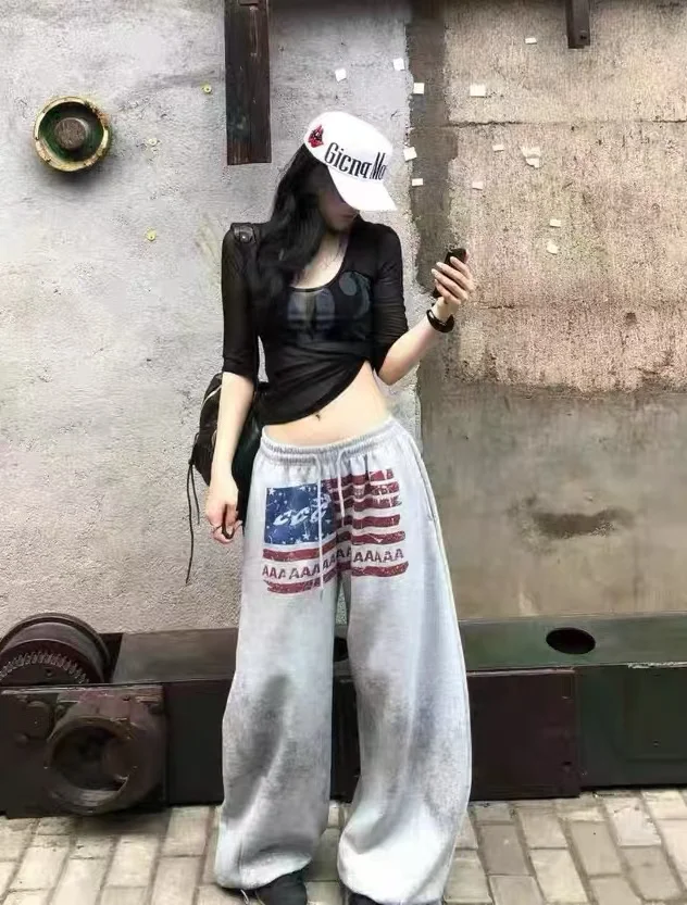 柠可广州沙河金马平价潮牌辣妹风女装档口