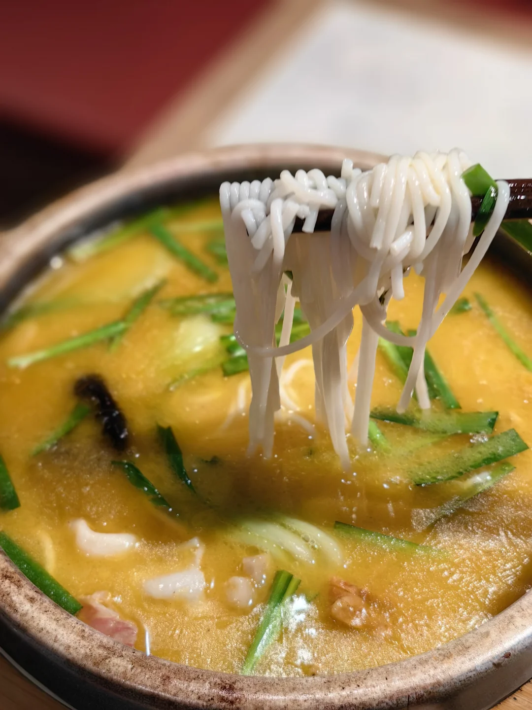 🇨🇦温哥华｜慕名而来的过桥米线到底怎么样？