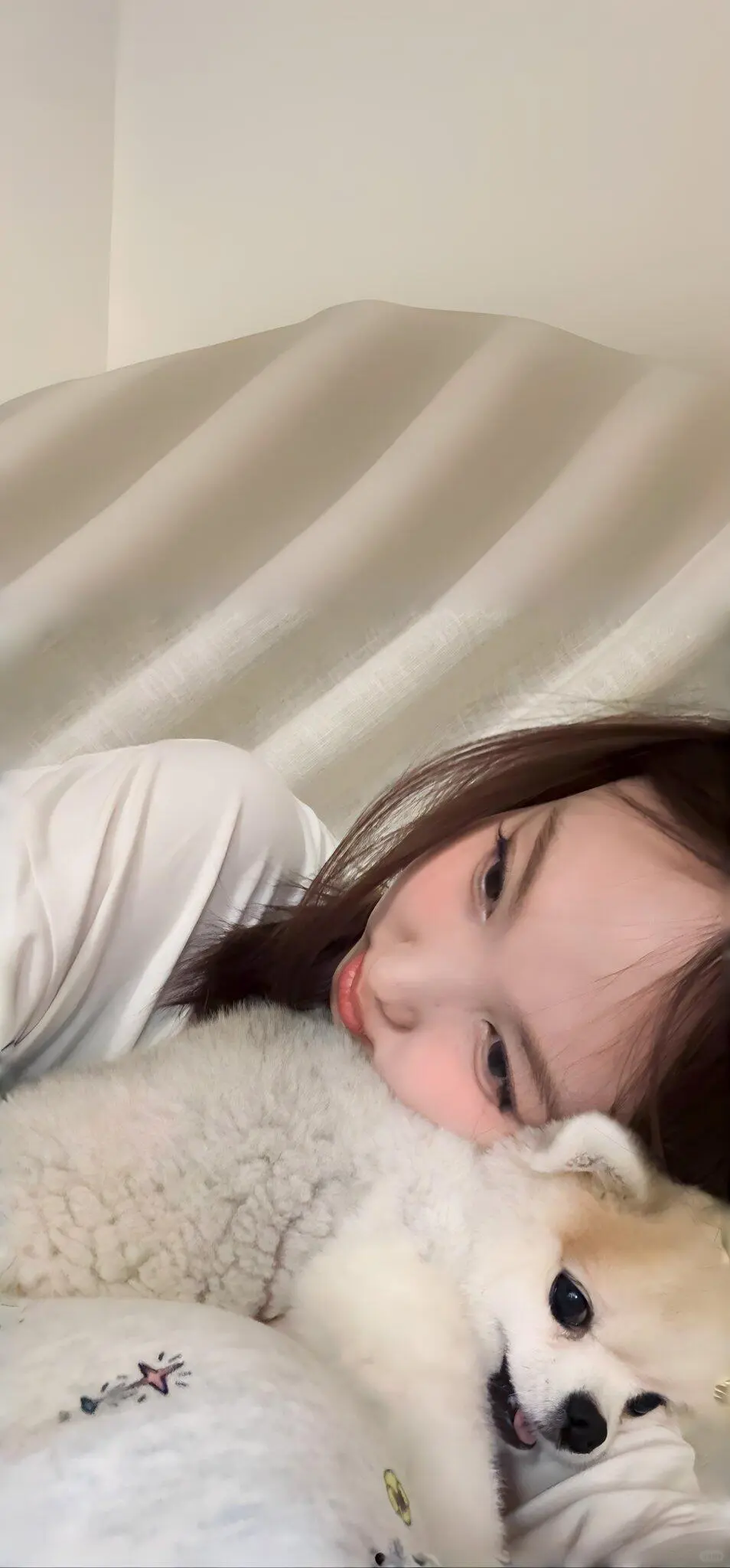 壁纸分享，脸姐好米