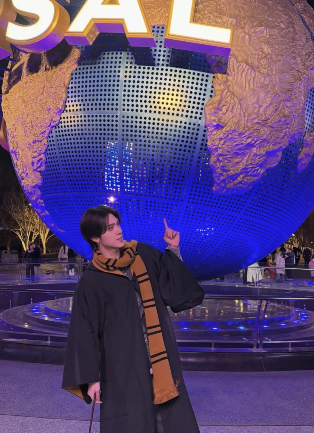 世上怎会有如此帅气的男子