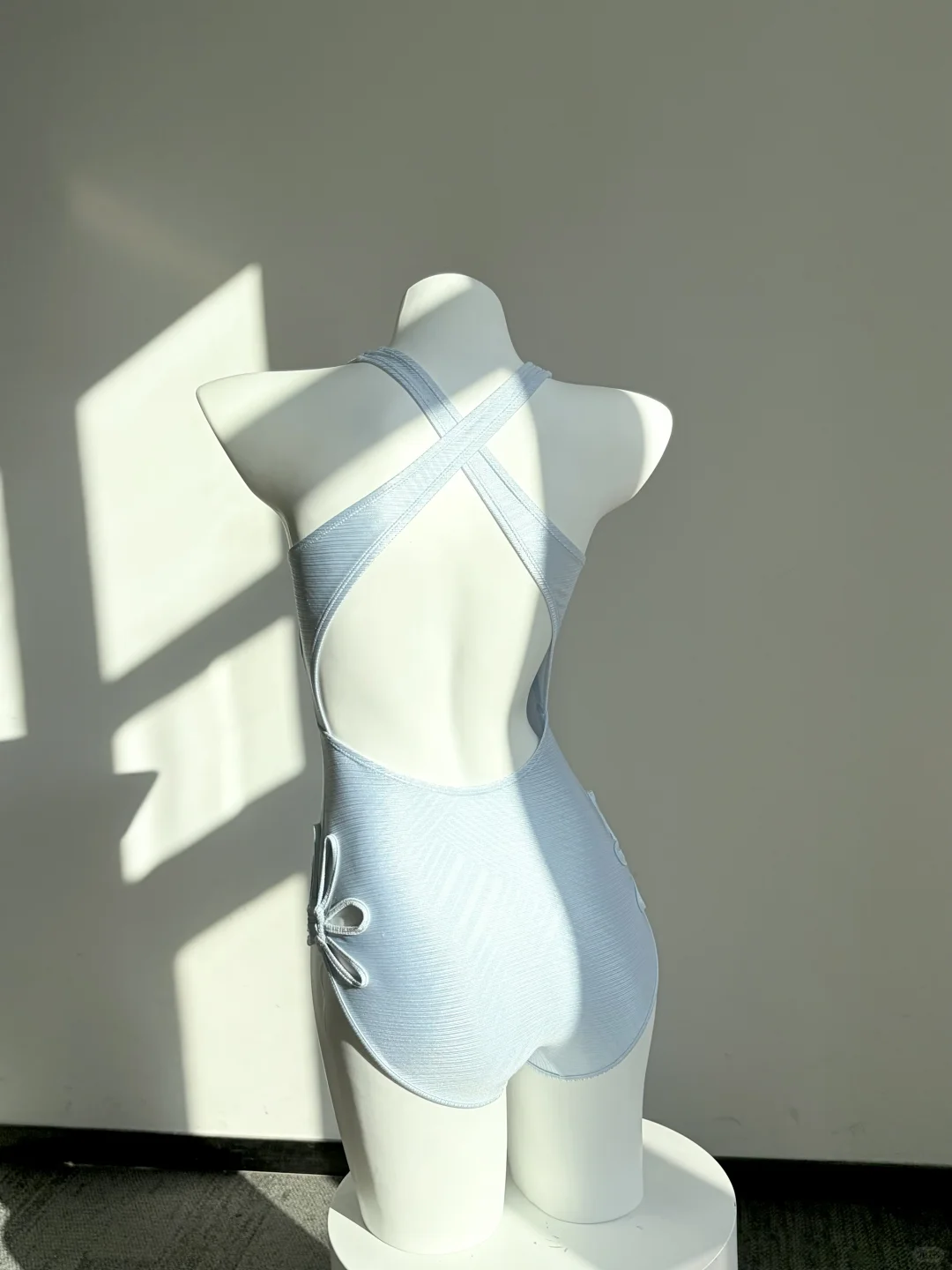 温泉泳衣黑vs浅蓝二选一！谁来帮我断个卦🧐？