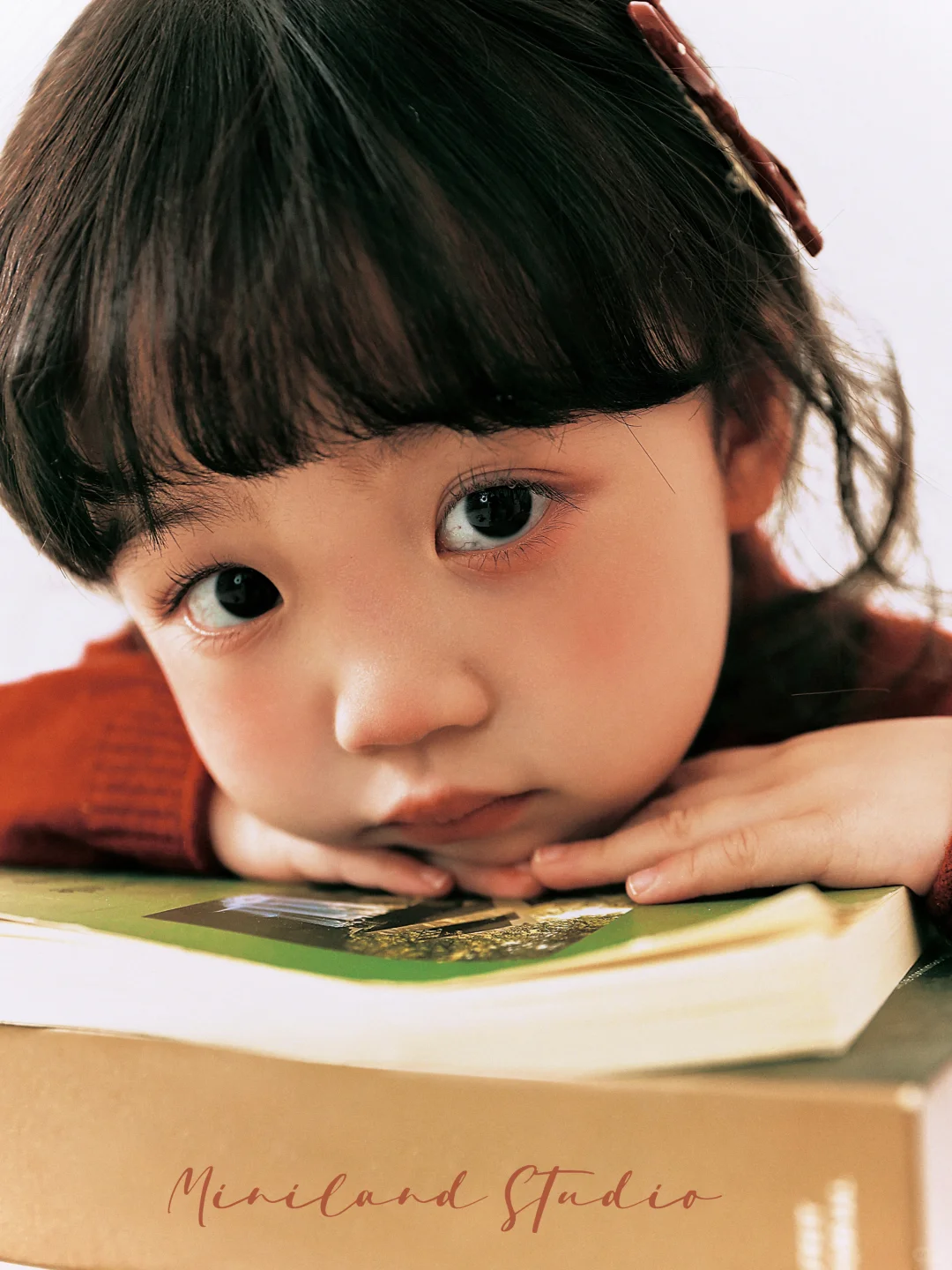 好喜欢女鹅的韩杂感马年写真‼️复古又高级～