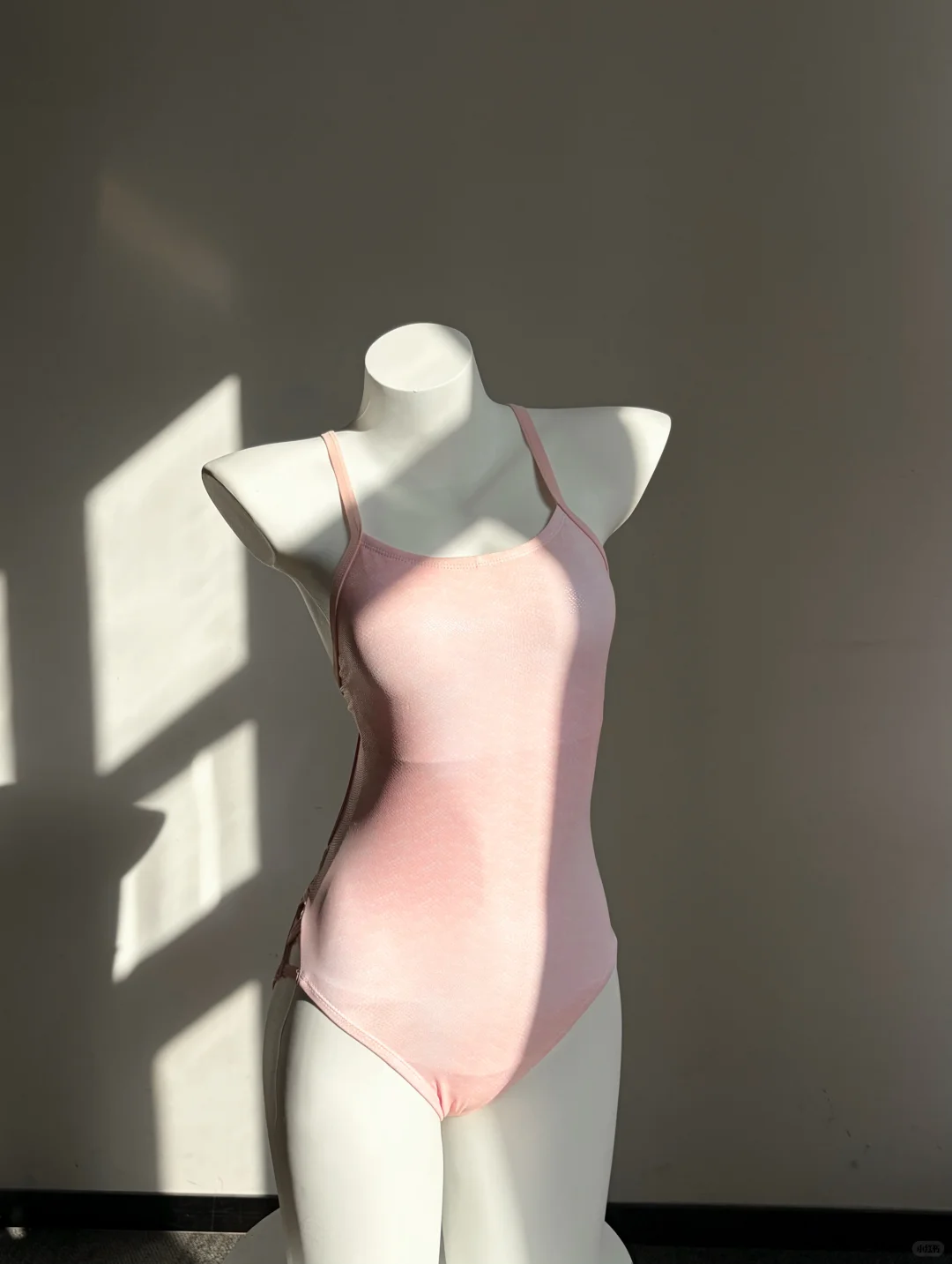 终于挖到冬季本命泳衣啦！承包泳池 / 温泉✨