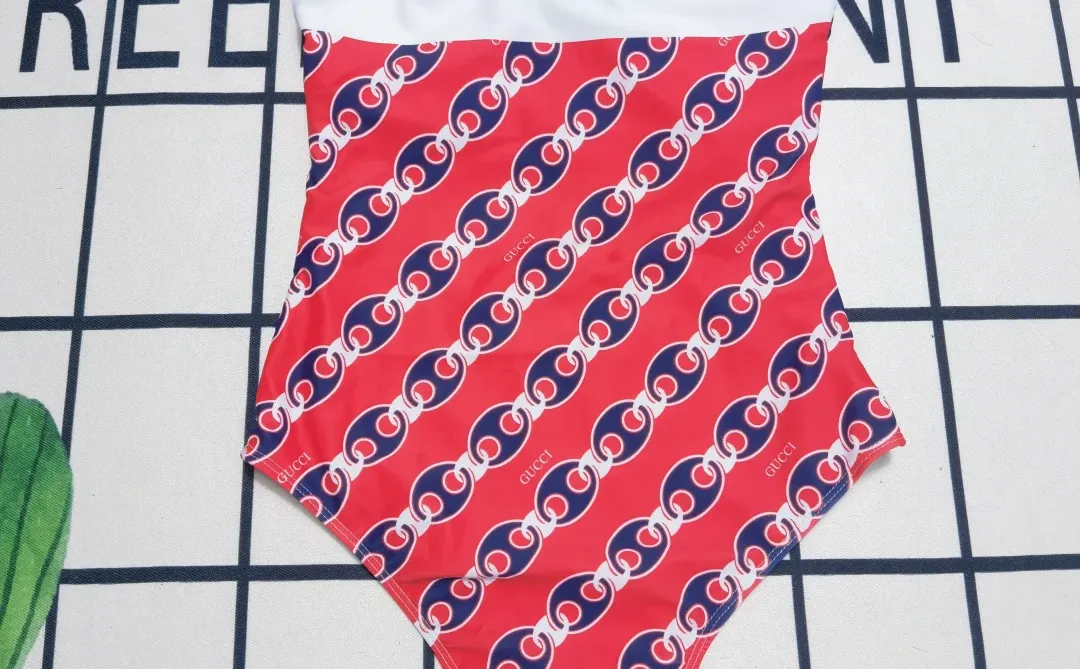 泳衣分享、红色真的好显白、好显身材