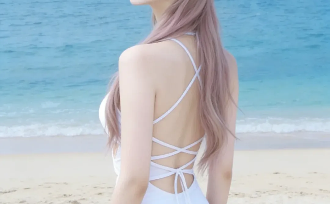 梦里的你告诉我海是蓝色的