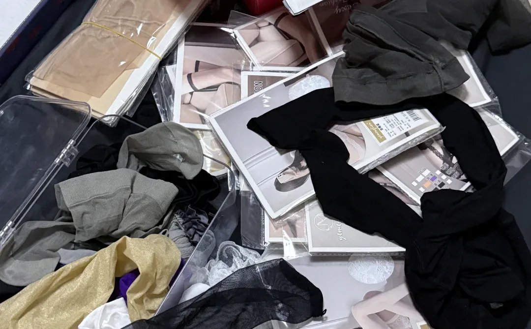 喜提袜子自由 这么多都穿不过来了