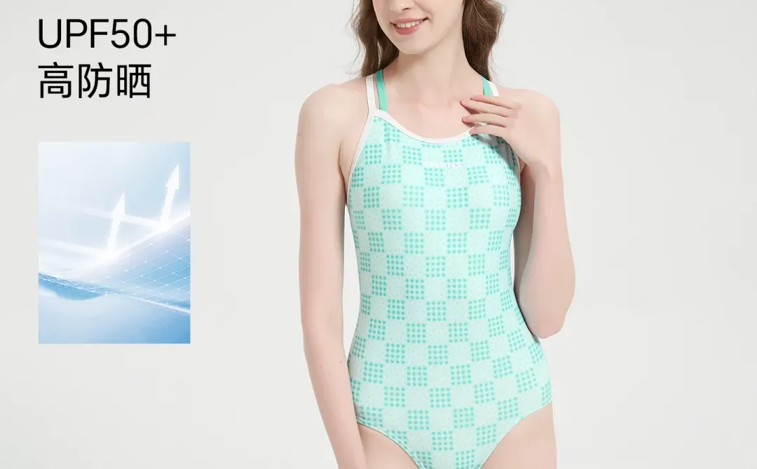 终于找到一条收腹显瘦的泳衣！