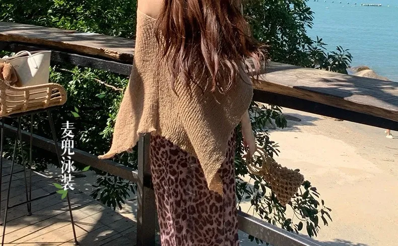 高级感豹纹泳衣👙度假纯欲绝美温泉比基尼