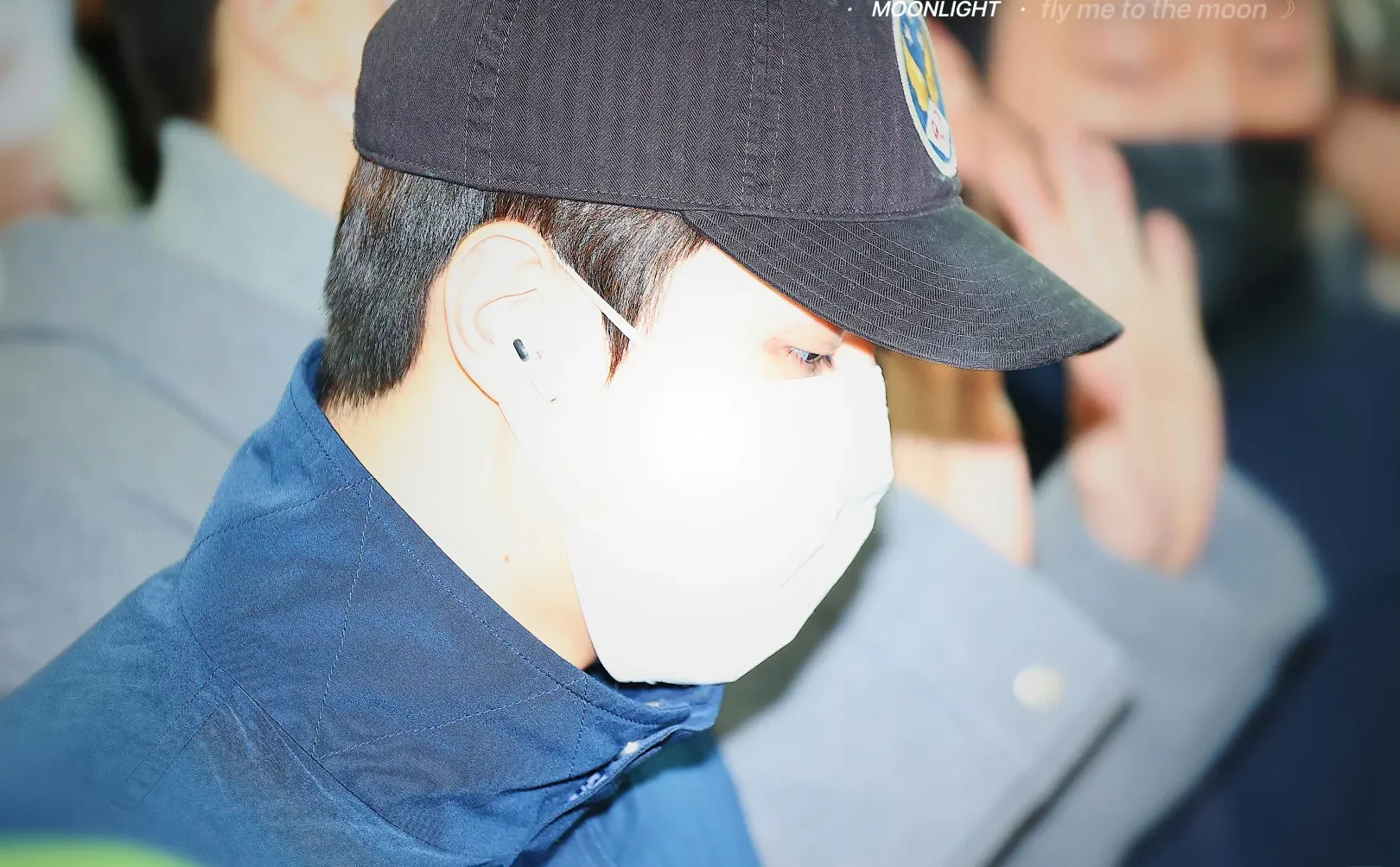 吴世勋横屏壁纸！！！