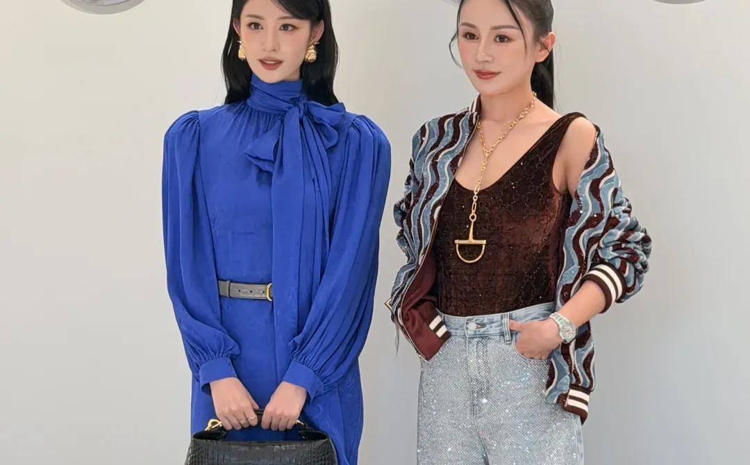 女神穿着NN闯Gucci 简直美炸了😻