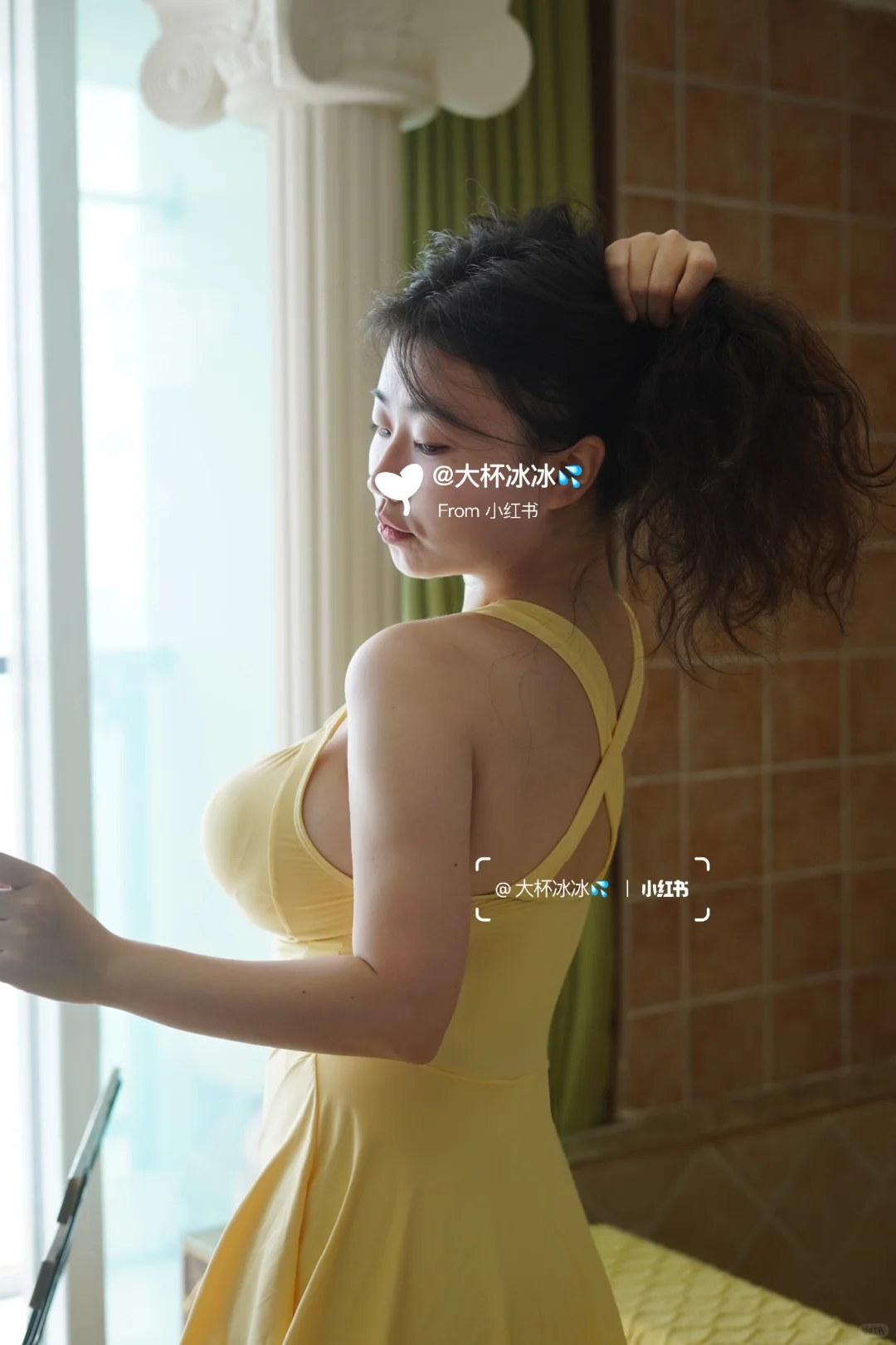 💛 这件黄“胖”泳衣，是我的夏日显白天花板！