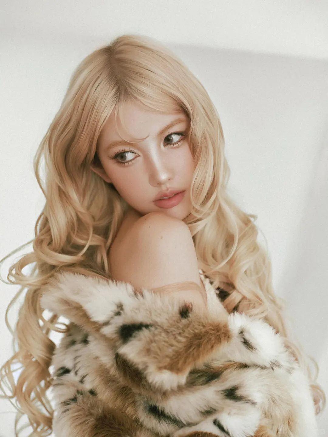 “金发豹纹辣妹🐆”韩杂写真