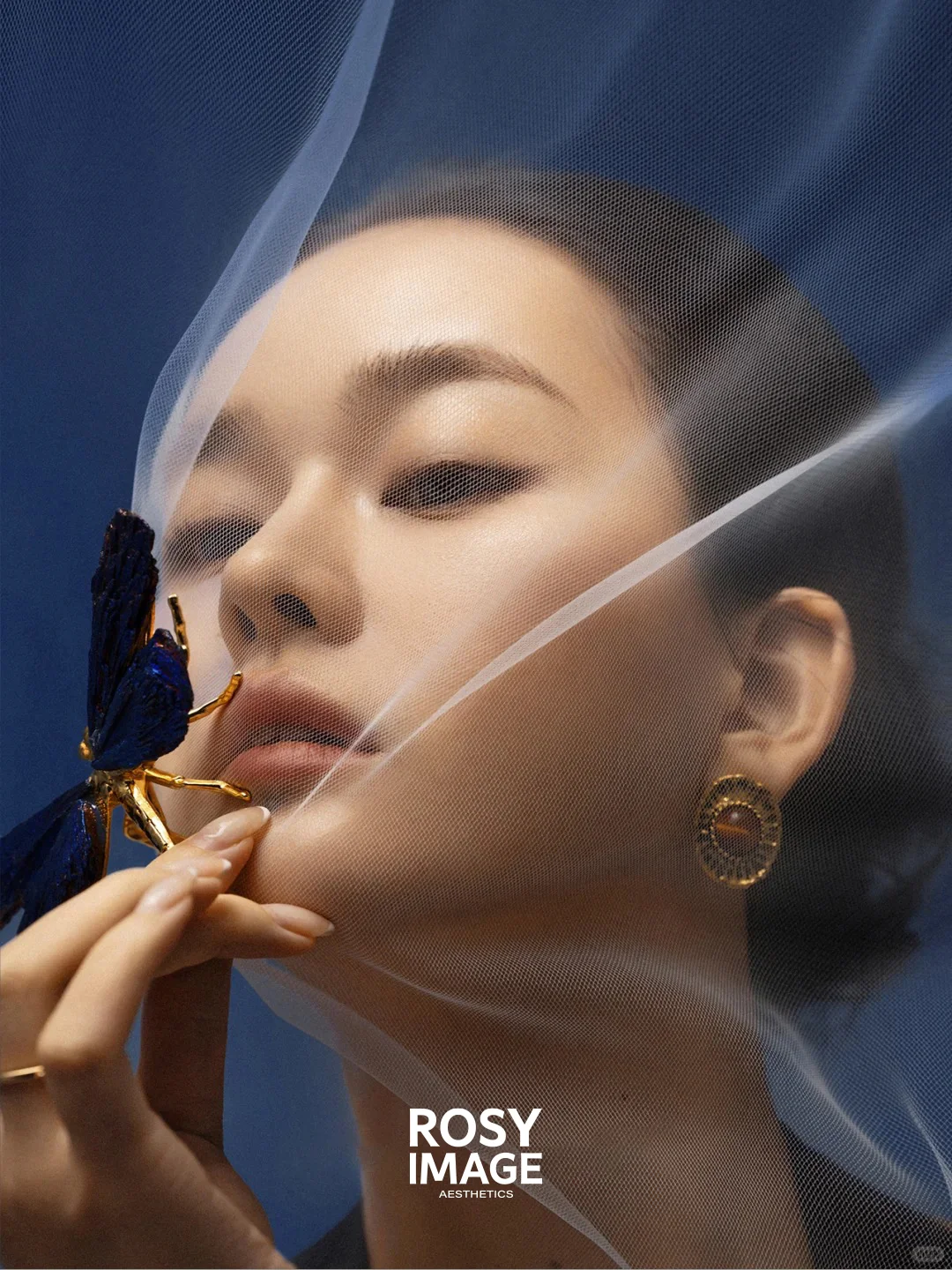 蝶影蓝调｜拍出电影感的艺术写真