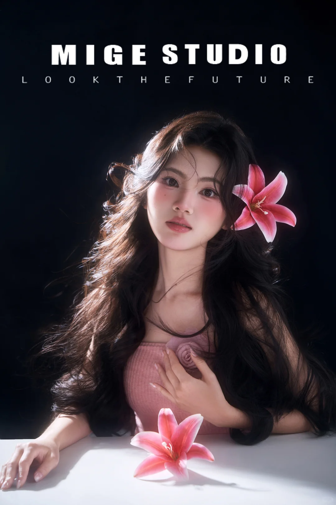 粉紫色调写真🎞️光与影的交织