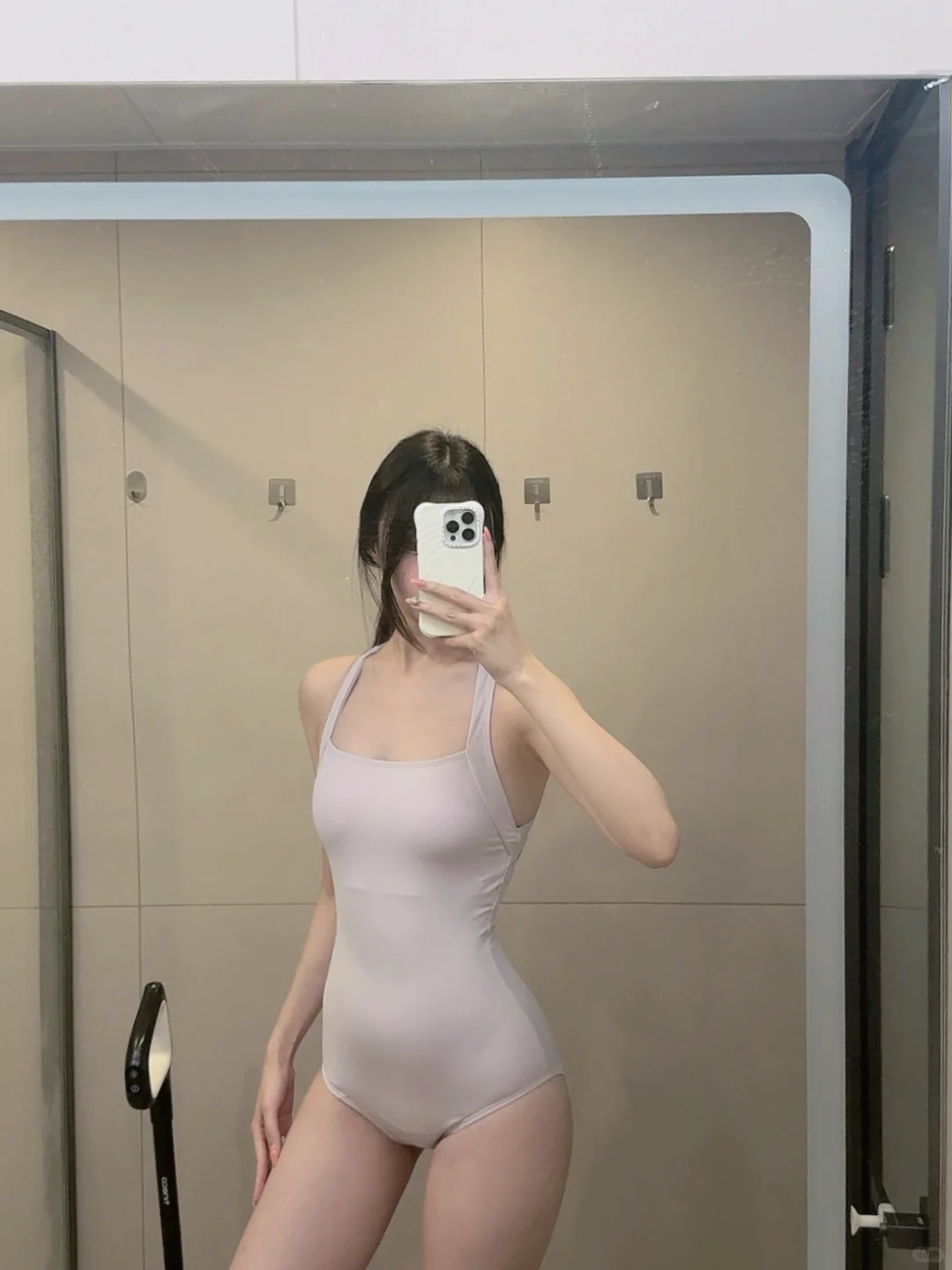 这是什么神仙游泳衣啊！💦