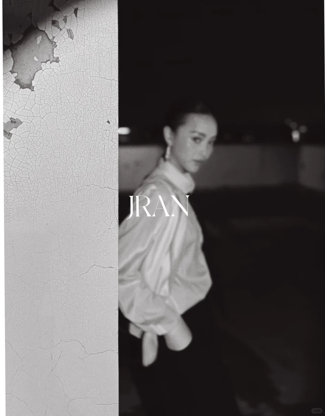 在天台拍一组“杂志封面”