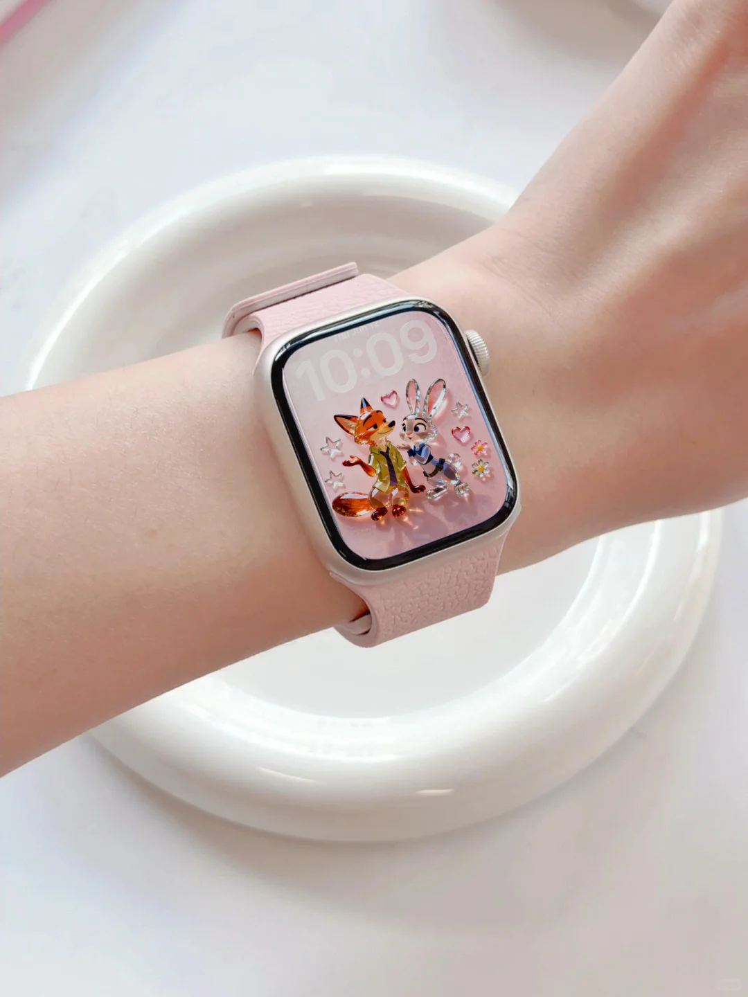 狐兔CP粉看过来！这壁纸也太甜了