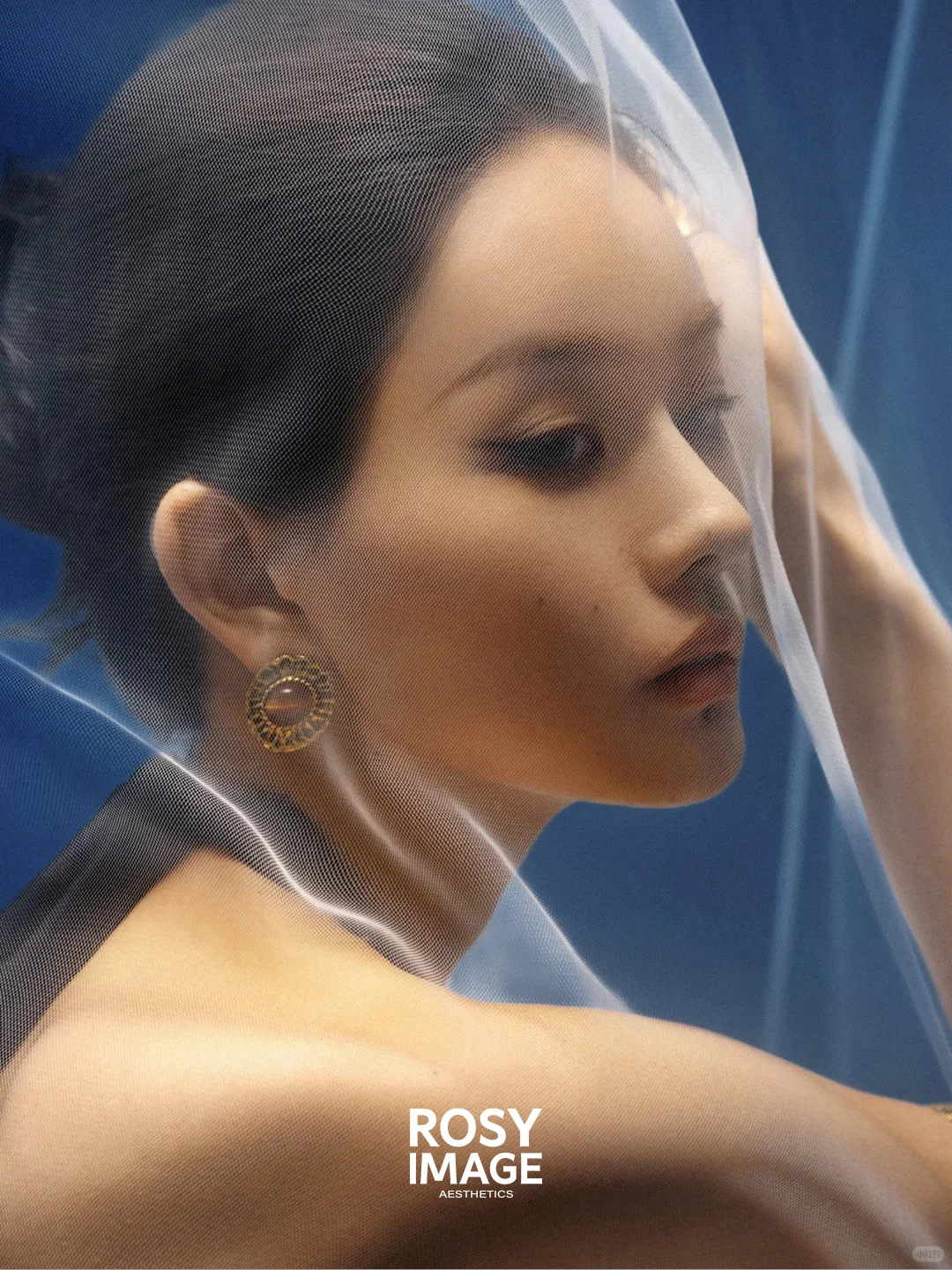 蝶影蓝调｜拍出电影感的艺术写真