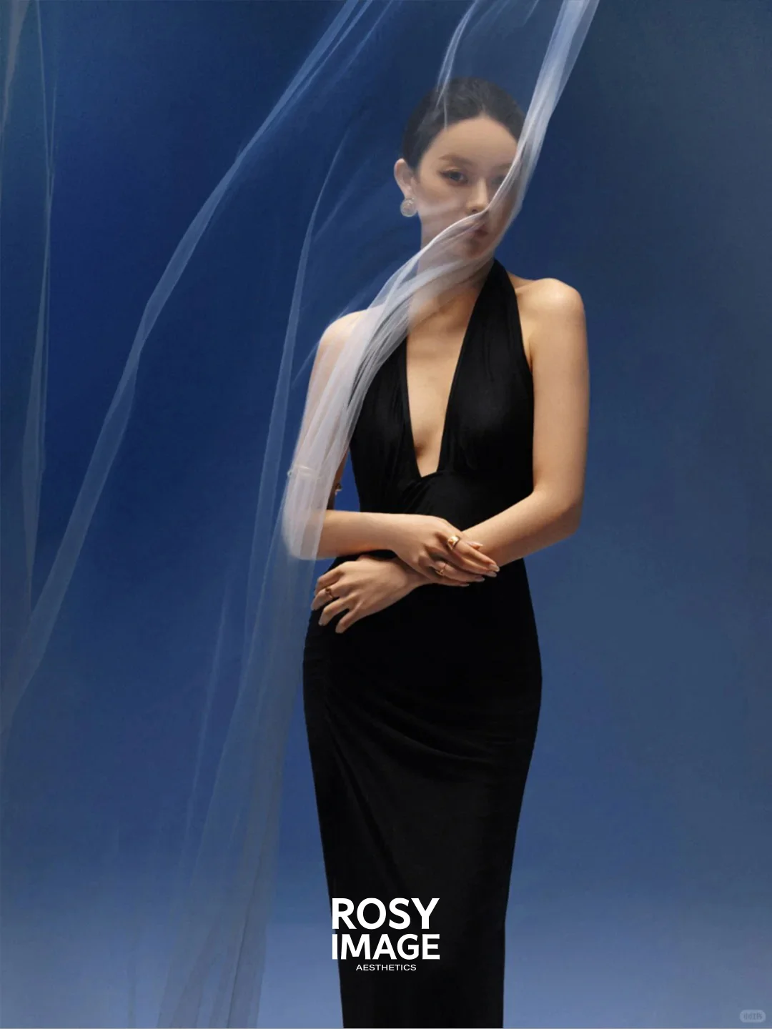 蝶影蓝调｜拍出电影感的艺术写真