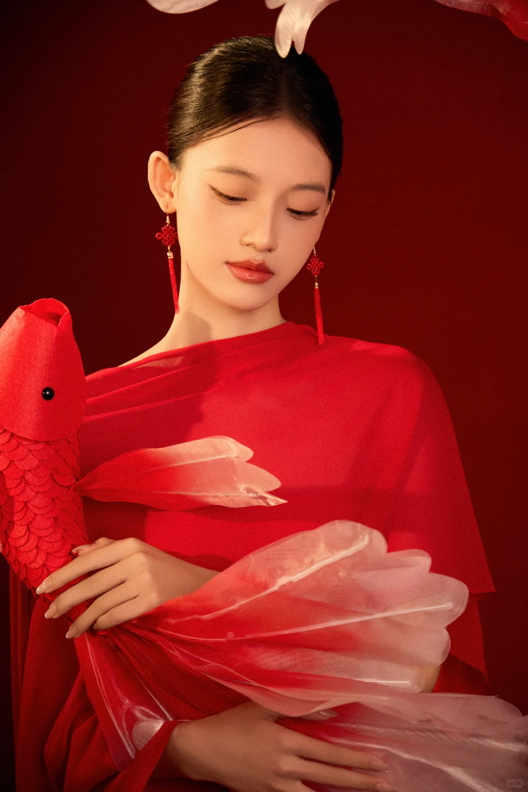 新年写真｜锦鲤附体，红色就是该中国女人穿