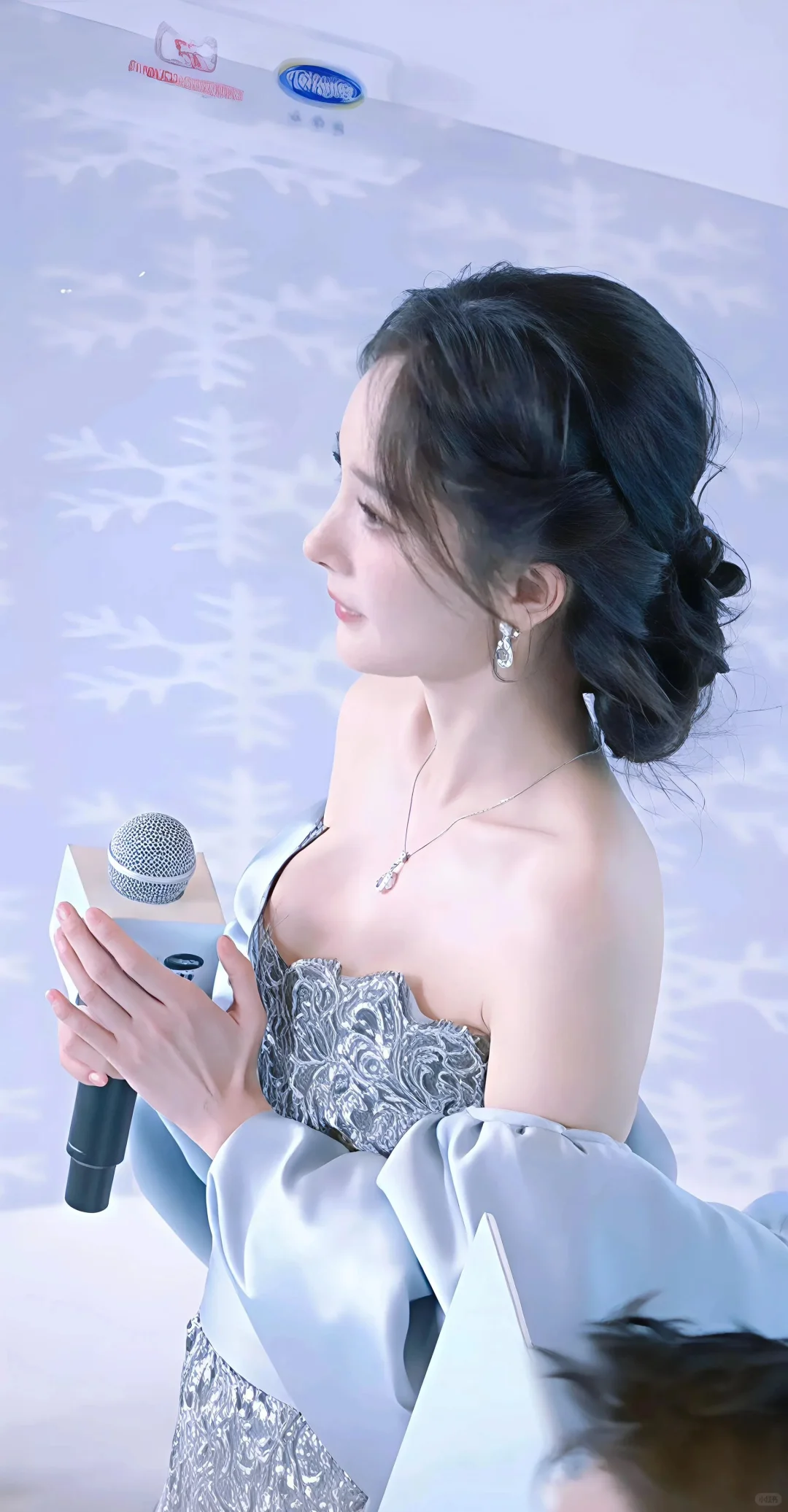 和杨幂对视的那一刻是不是仿佛看到天仙下凡