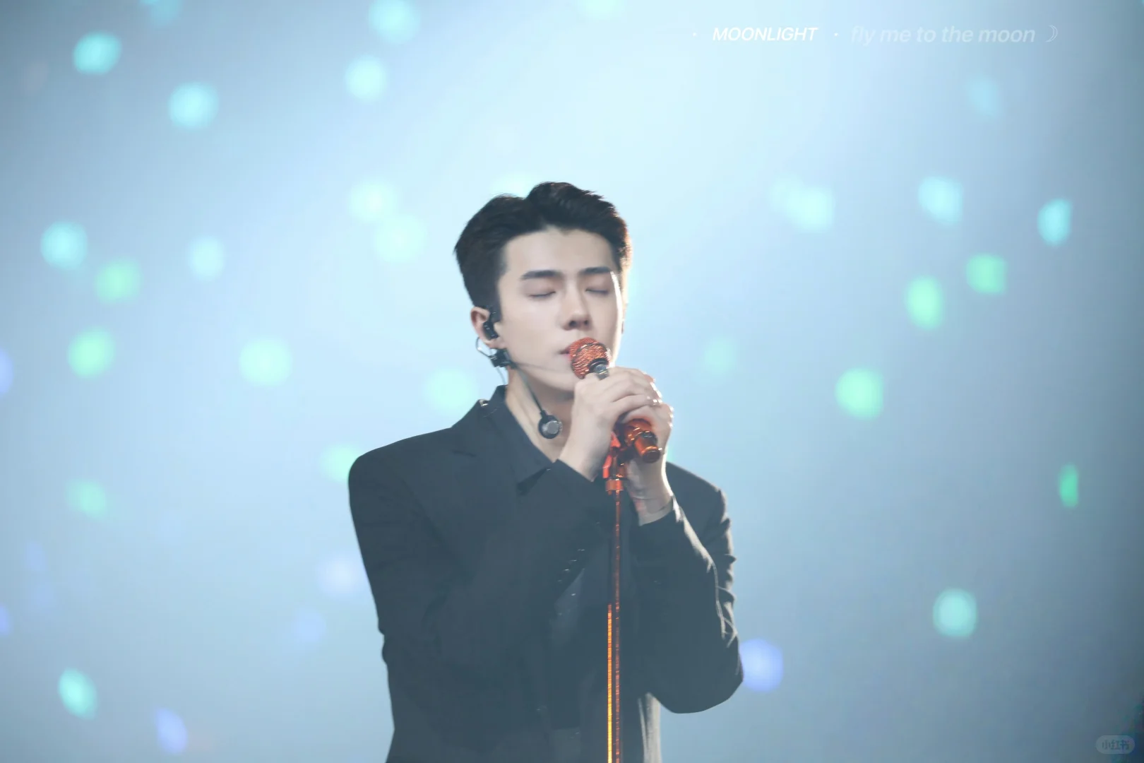 吴世勋横屏壁纸！！！