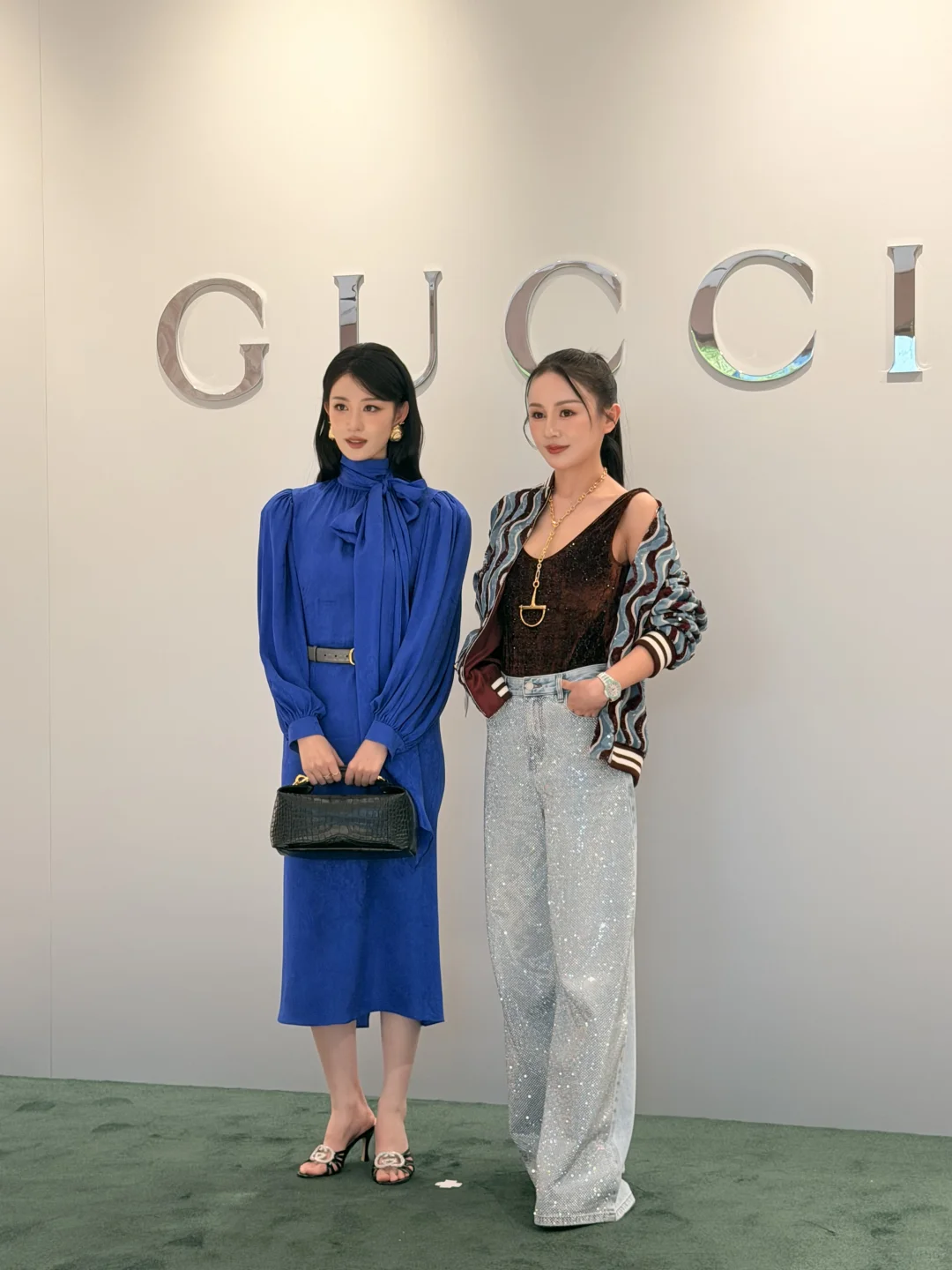 女神穿着NN闯Gucci 简直美炸了😻