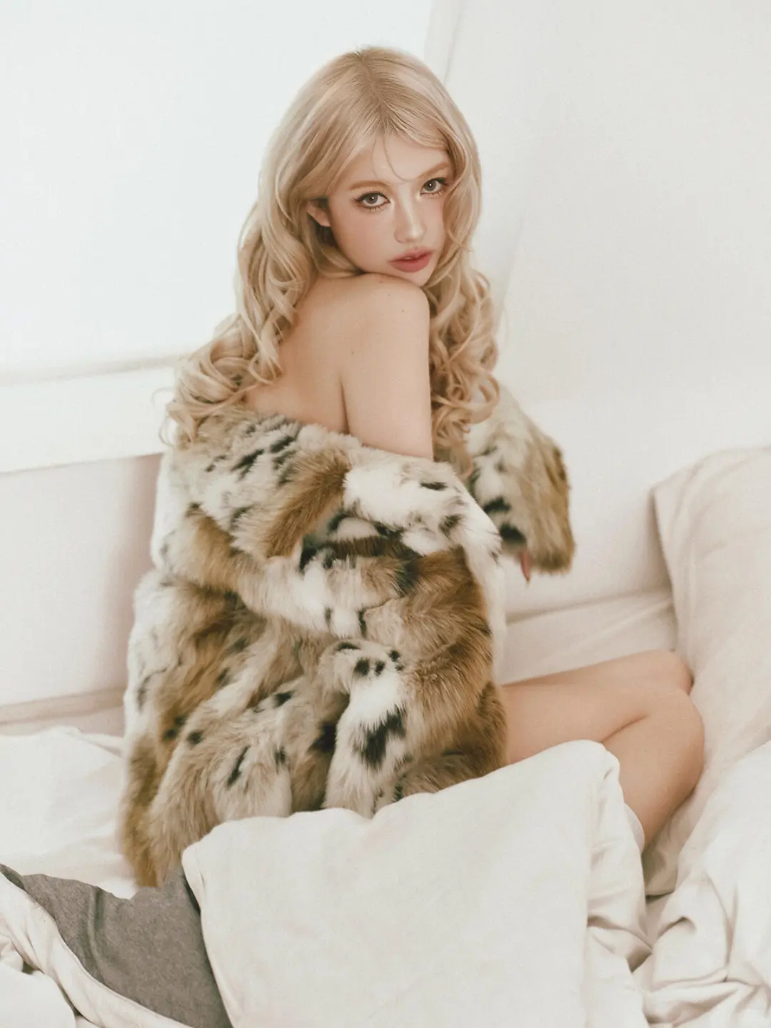 “金发豹纹辣妹🐆”韩杂写真