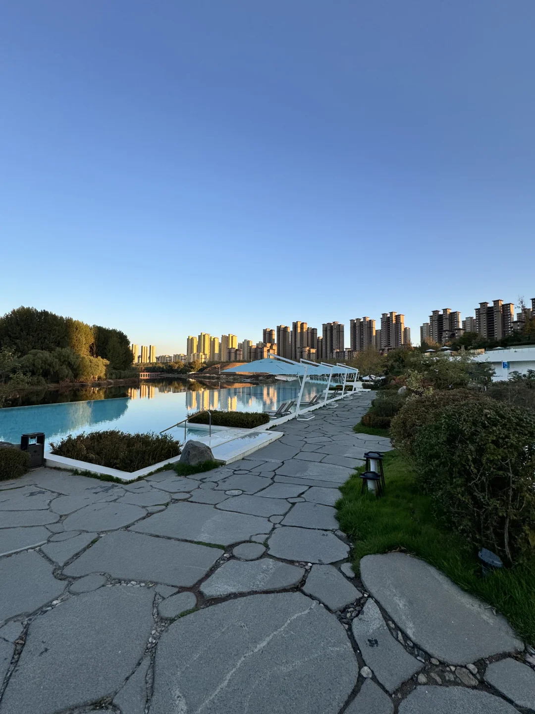 谁懂啊！秋天泡温泉也太舒服了吧！