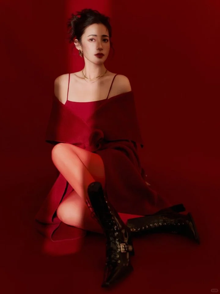 美到犯规的红色系肖像写真，高级又吸睛！
