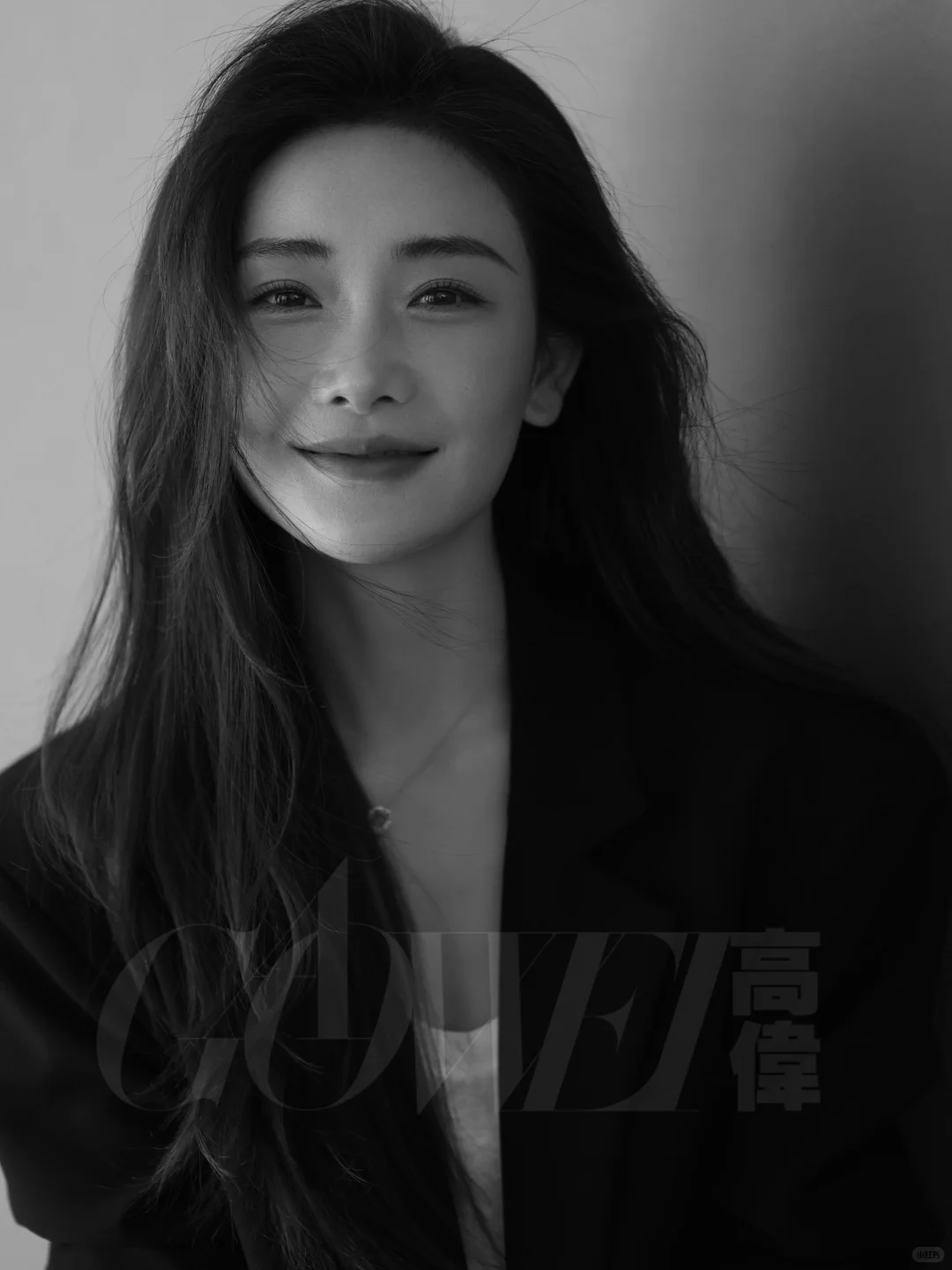 她好迷人｜黑白情绪肖像