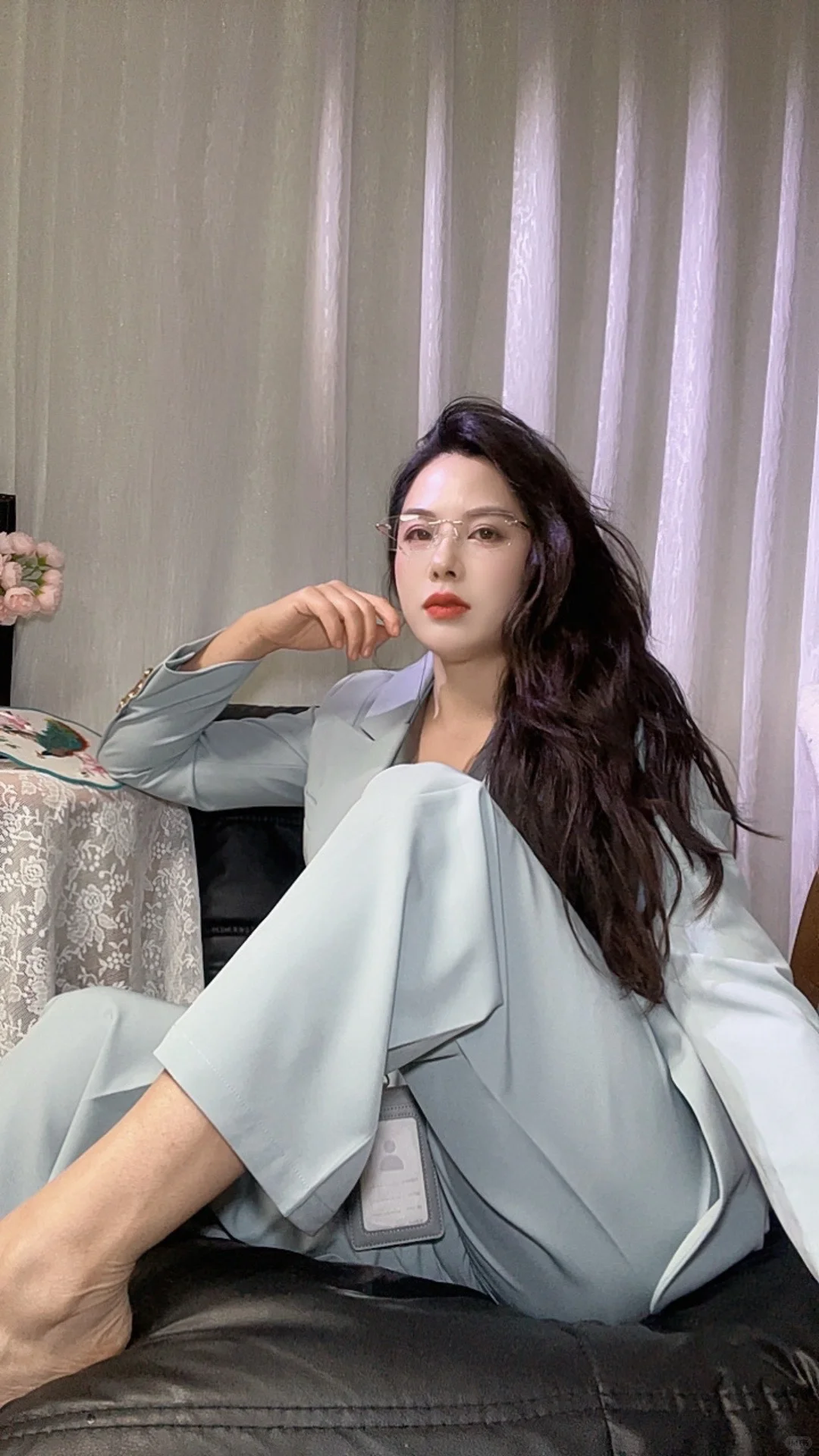 微胖少妇、反差感、制服御姐