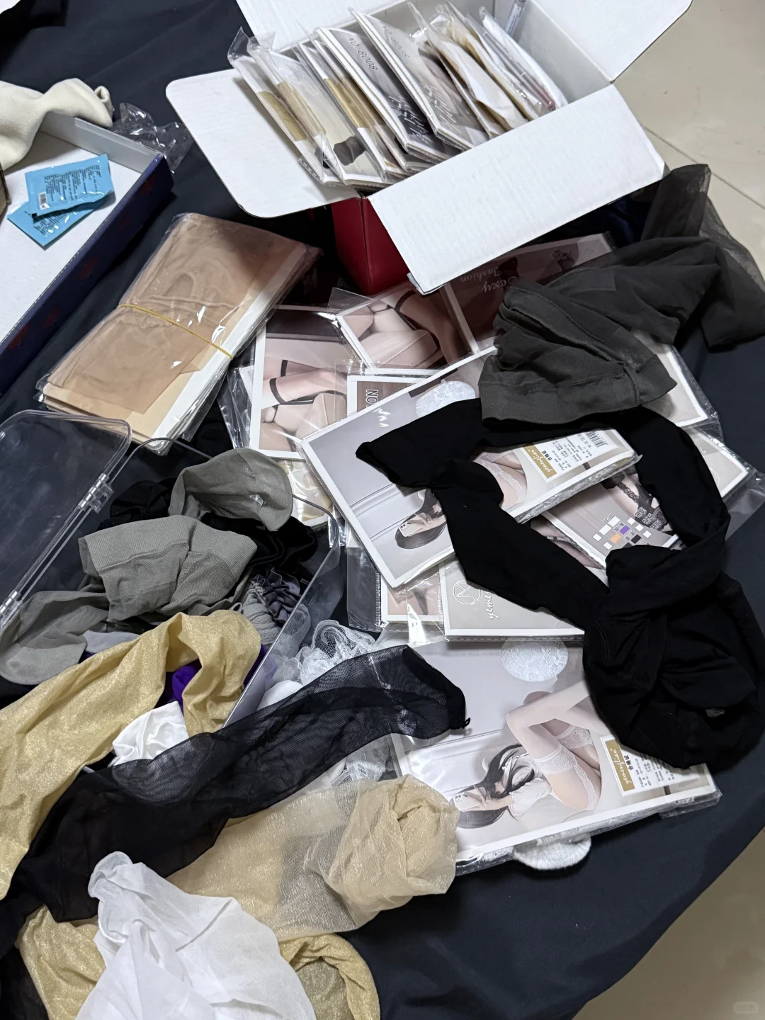 喜提袜子自由 这么多都穿不过来了