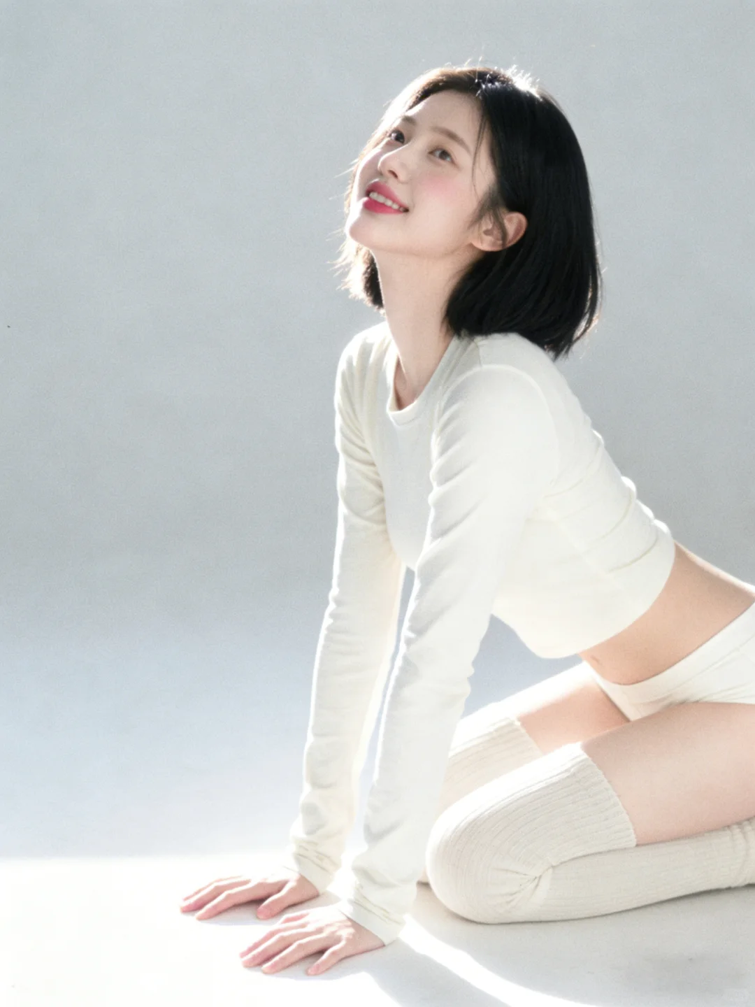 郑州韩系写真｜用极简白演绎克制的性感🤍