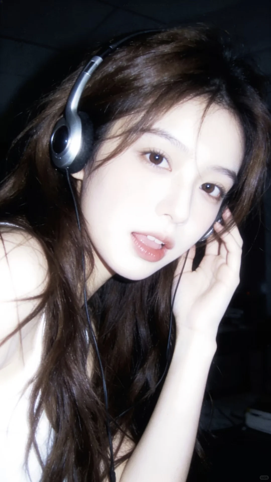 ins氛围感美女宝宝壁纸~