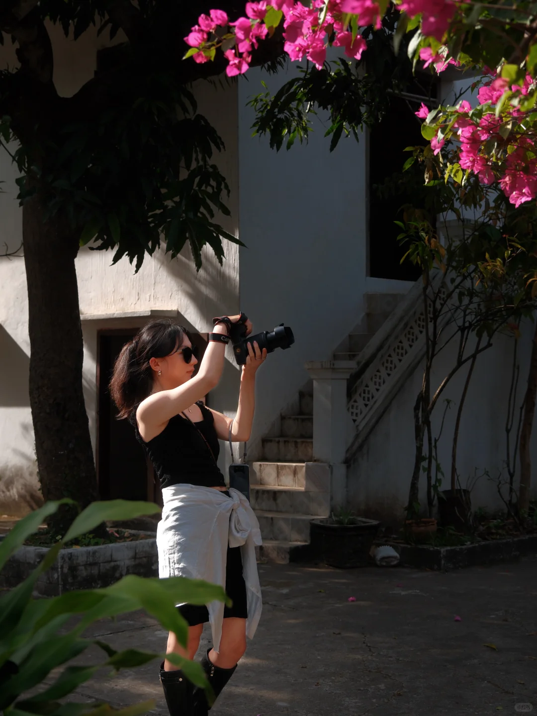 今天没有陪拍，是在老挝当站姐拍照的一天