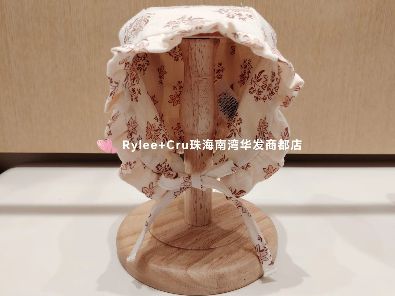 女宝宝可可爱爱的包屁裙