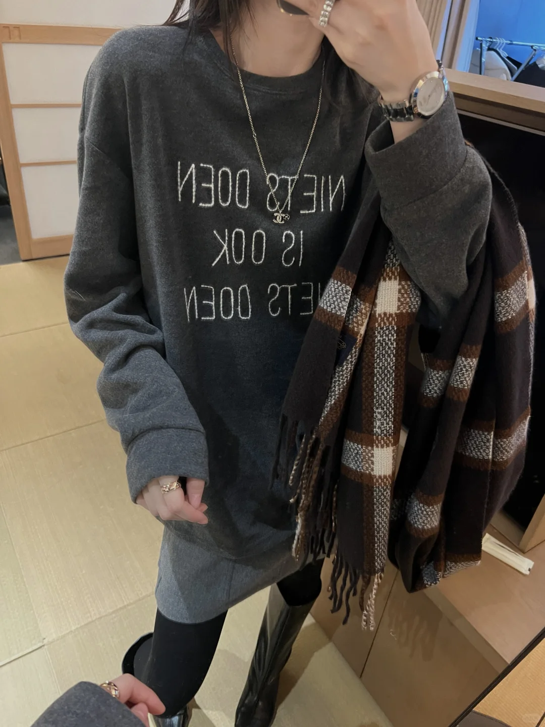 这样穿真的好韩好爱～～