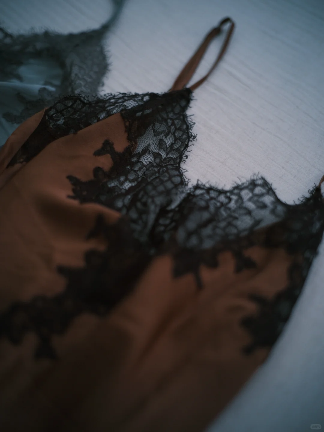 睡美人—真丝蕾丝睡裙分享