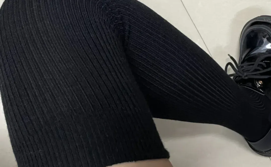 过膝盖袜子yyds