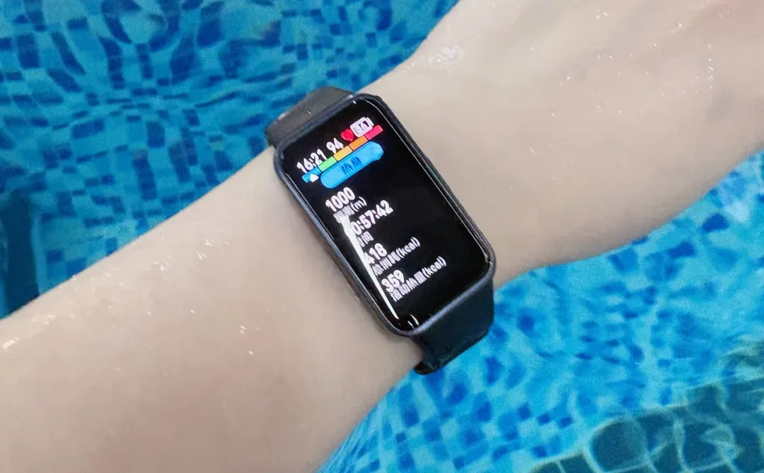 今日份🏊🏻‍♀️游泳打卡～～