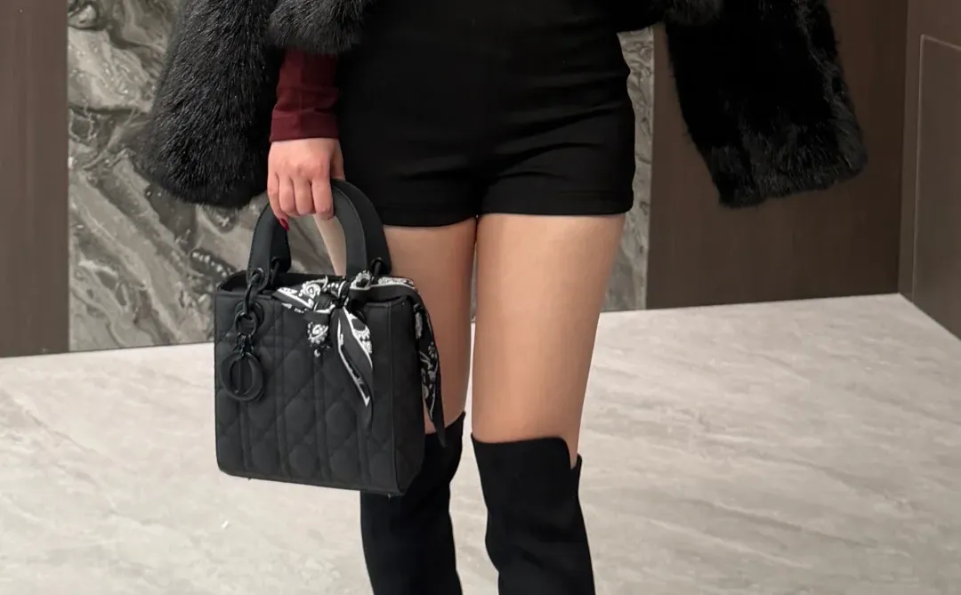 你眉目如当年 流转我心间