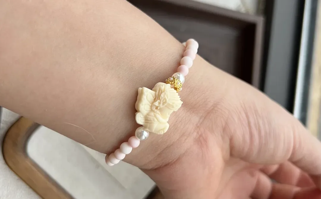 0元竞拍 | 女王贝