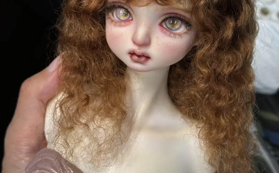 巨婴怎么不算娃娃脸美女