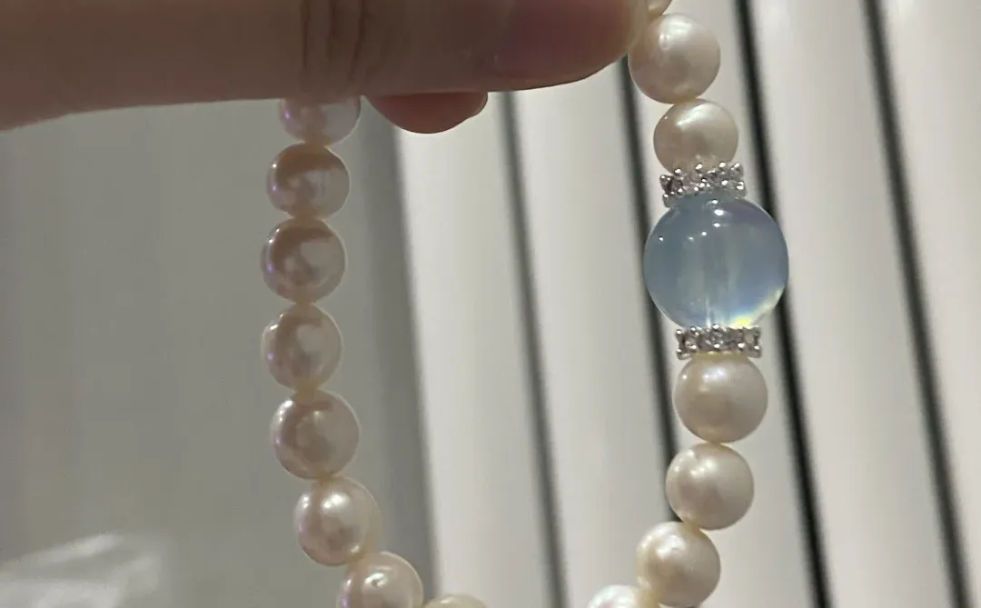 出天然珍珠配海蓝宝